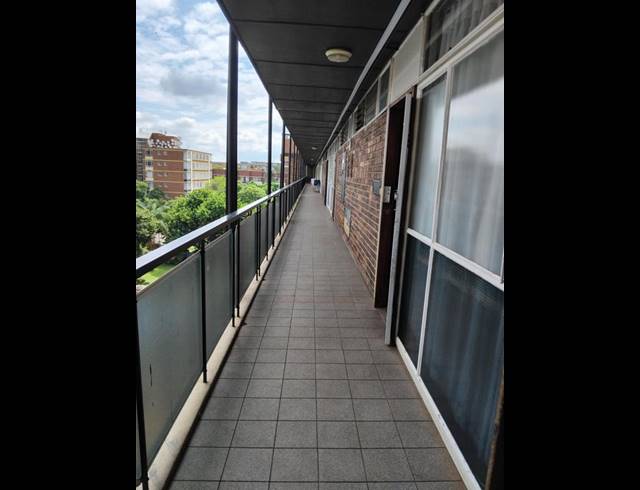 2 BEDROOM APARTMENT FOR SALE IN MUCKLENEUK